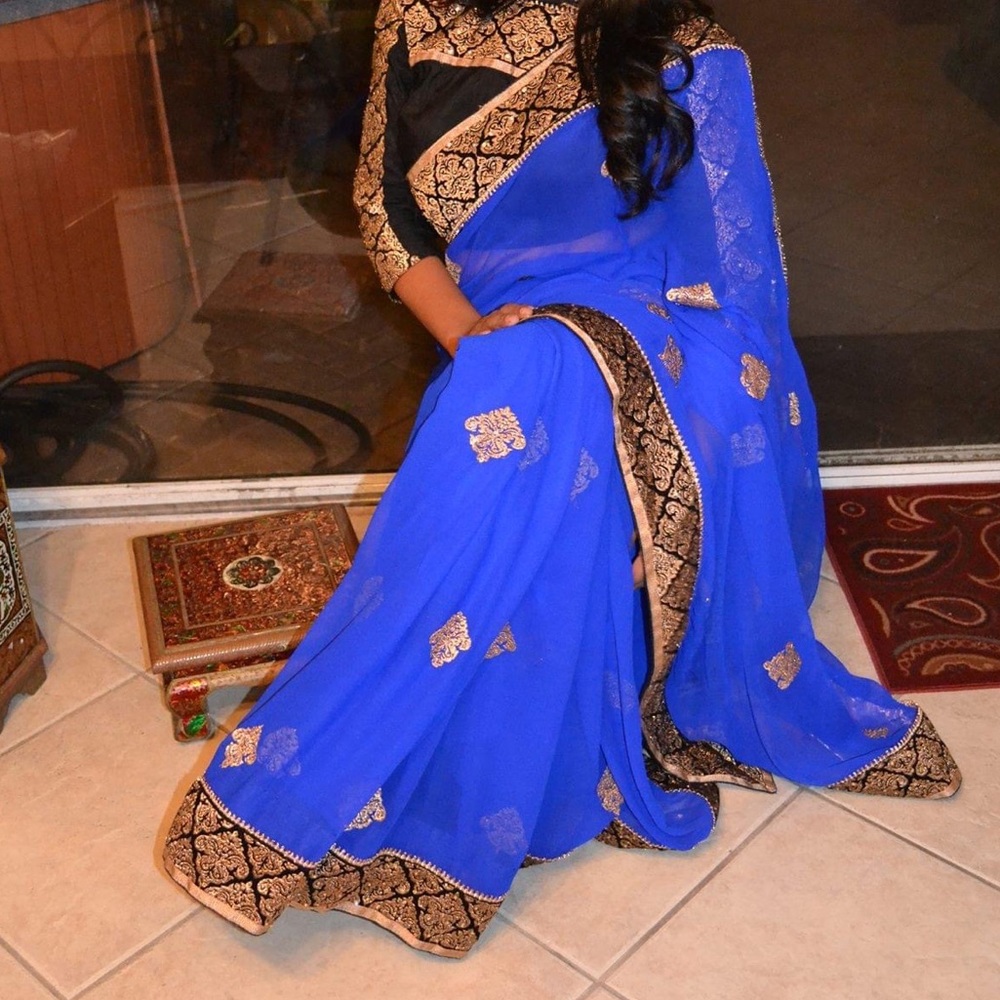 Chiffon navy and black saree
